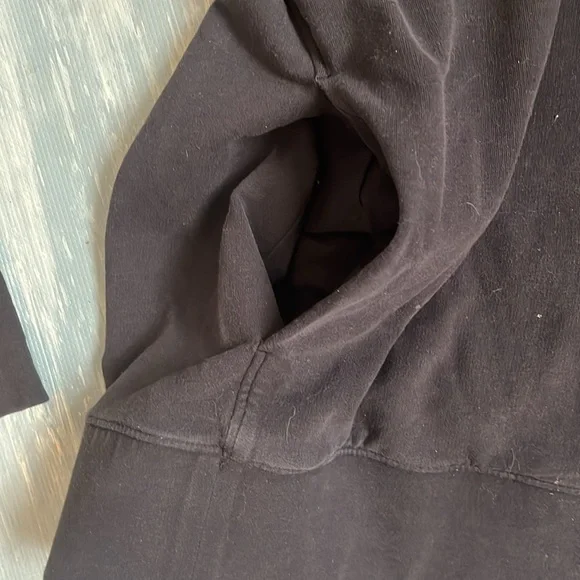 Lululemon - Picture 2 of 3